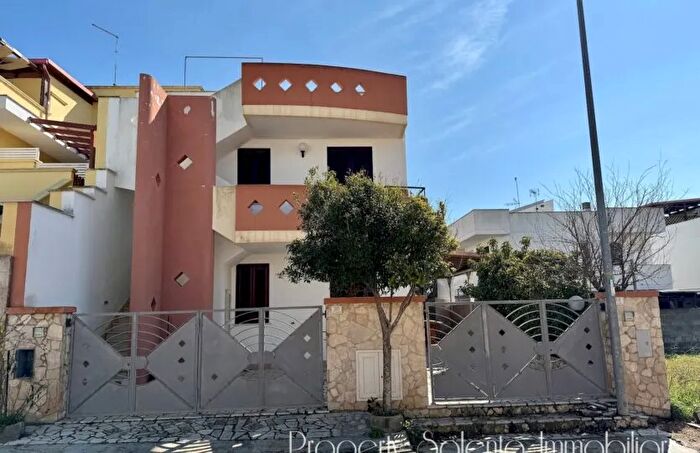 Appartamento quadrilocale in vendita in Via Cappellini Torre San Giovanni Ugento Mare Residenziale, Ugento