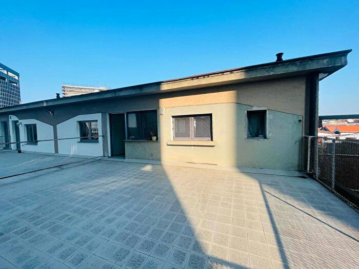 Appartamento monolocale in affitto in Via Tucidide, Ortica, Milano