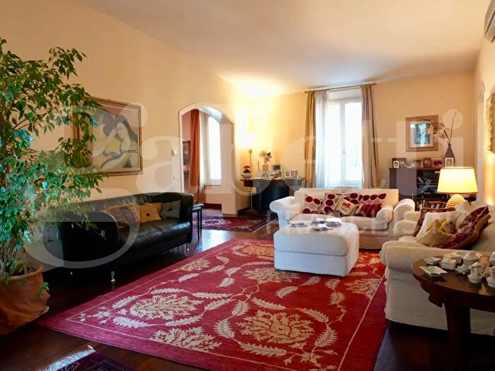 Casa con 10 locali in vendita in Via Giulio Fermini Mancini, Lugo