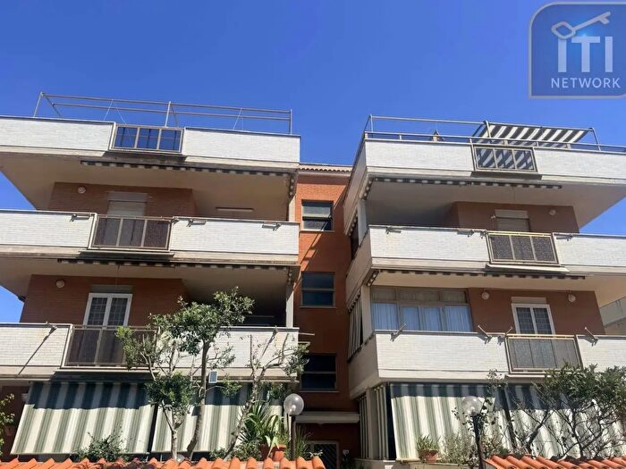 Appartamento trilocale in vendita in Via Bologna, Ardea