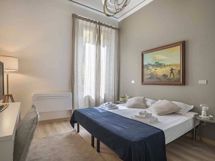 Appartamento trilocale in affitto in Via dei Pilastri, DAzeglio, Firenze