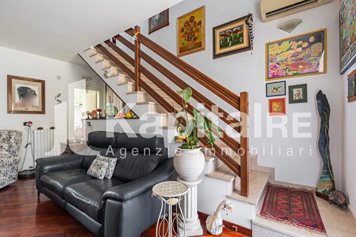 Case in Vendita e in Affitto - 3