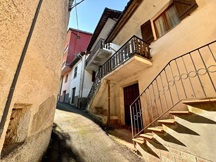 Appartamento con 5 locali in vendita in Malvicino