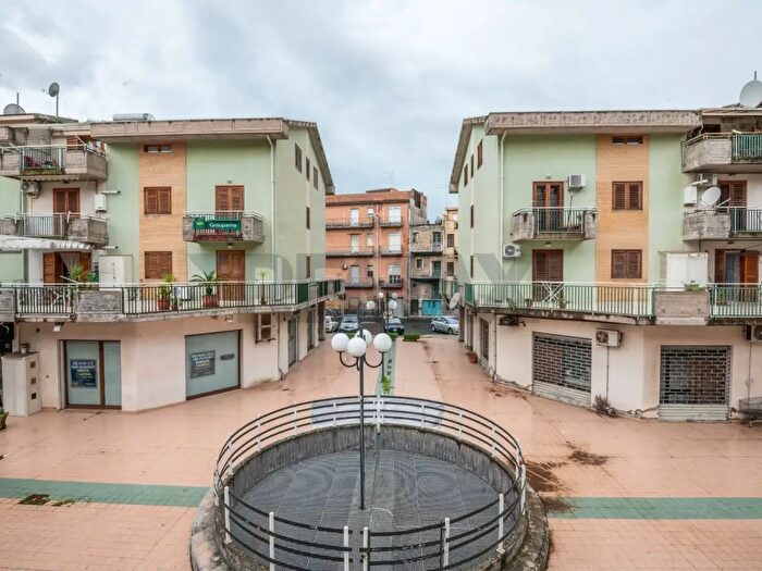 Appartamento con 8 locali in vendita in Via Agnone, Lentini