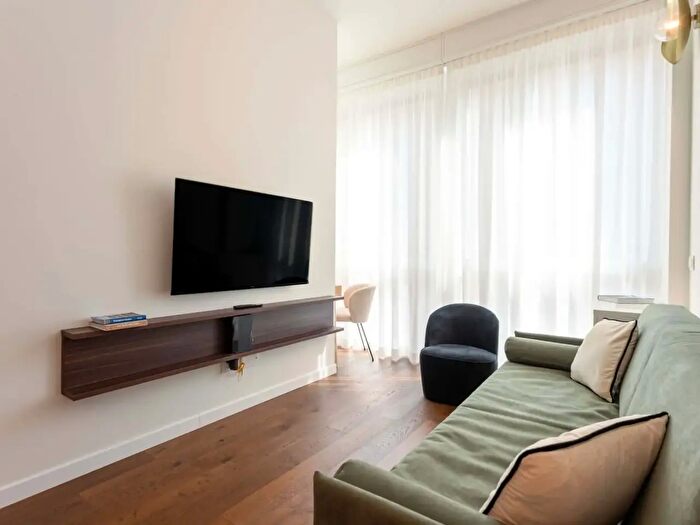 Appartamento monolocale in affitto in Via Giuseppe Mazzini, Milano