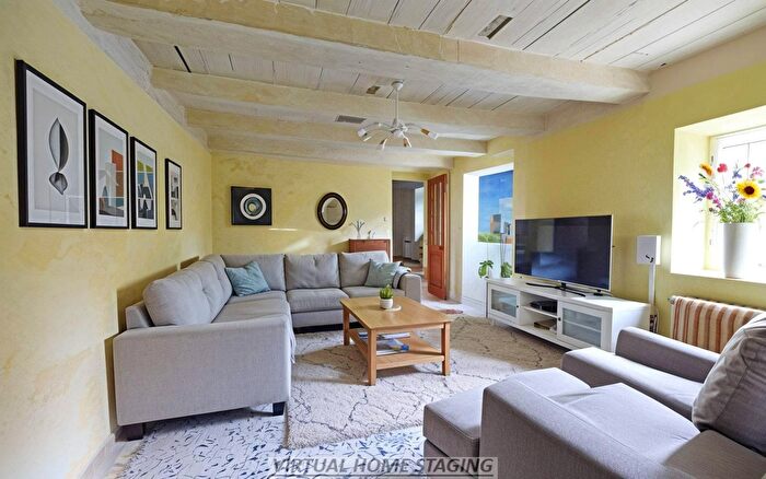 Casa con 6 locali in vendita in Strada dei Magnini, Mondovi