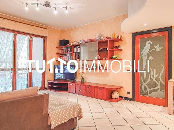 Appartamento trilocale in affitto in Villa di Serio
