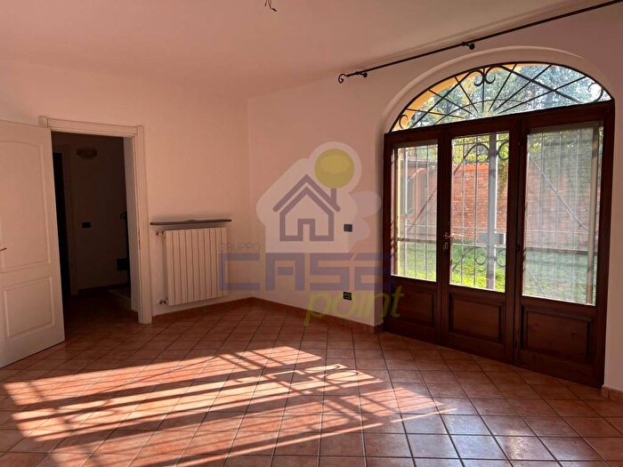 Casa quadrilocale in affitto in Via Bonomelli, Centro, Cremona