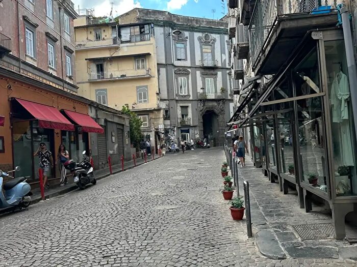 Appartamento bilocale in vendita in Via Santa Maria Antesaecula, Napoli