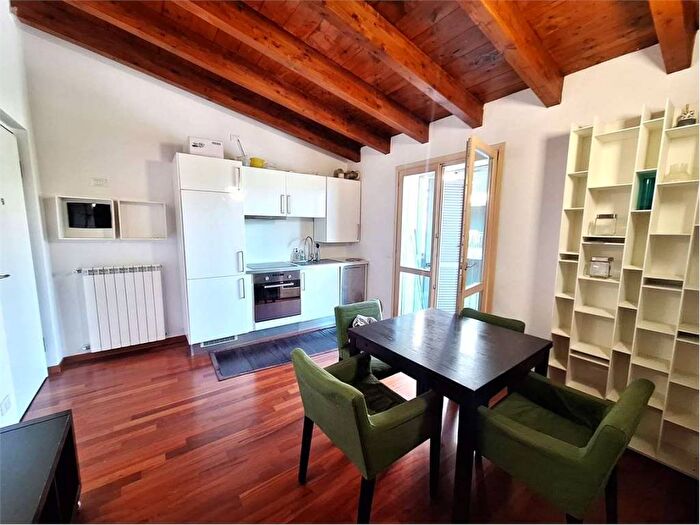 Appartamento bilocale in affitto in Via fontanili, Ripamonti Fondazione Prada, Milano