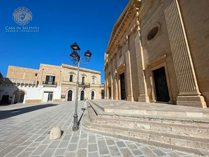 Appartamento con 7 locali in vendita in E, Alessano