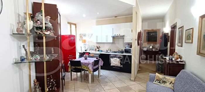 Appartamento quadrilocale in vendita in Corso Garibaldi Snc, Orte