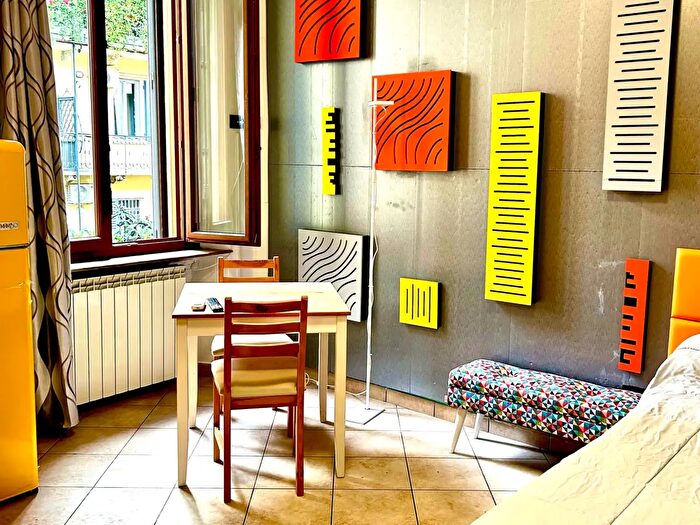 Appartamento monolocale in affitto in Via Carlo Farini, Milano