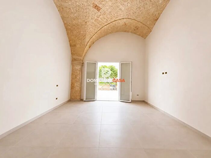 Appartamento quadrilocale in vendita in Via Carlo Russi, Lecce