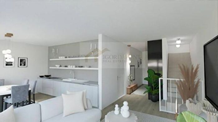 Casa quadrilocale in vendita in Via Dante Aligheri, Salorno