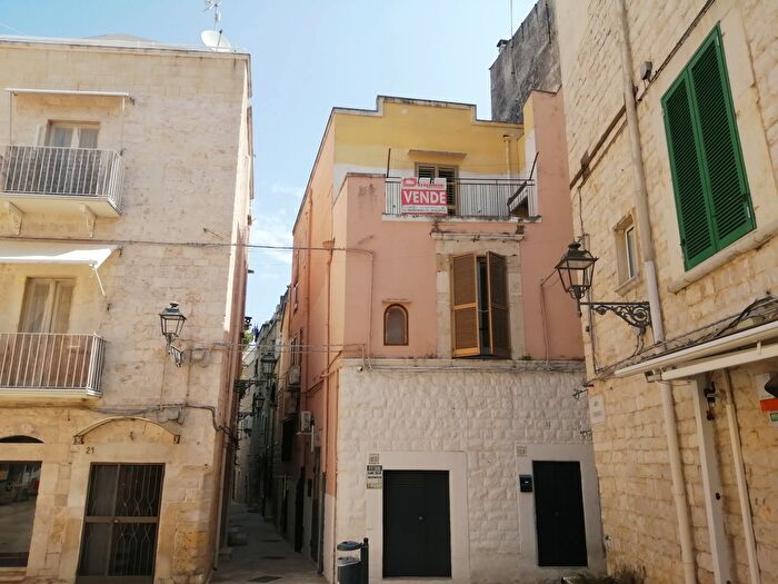 Appartamento trilocale in vendita in Via Mummo, Corato