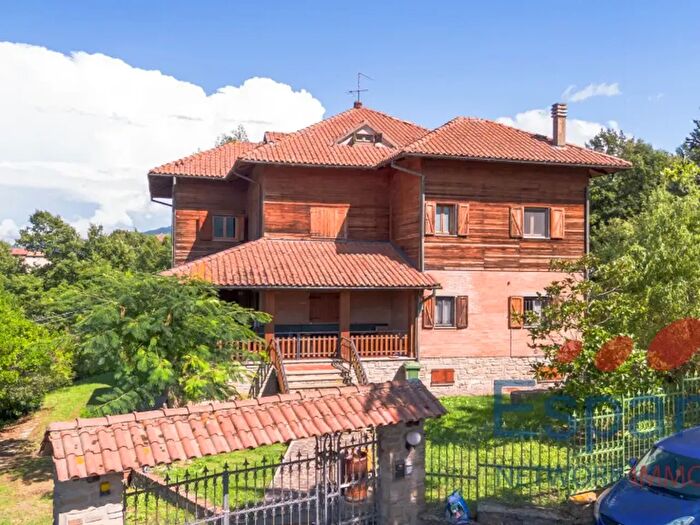 Casa con 8 locali in vendita in Località Casone a, Grizzana Morandi