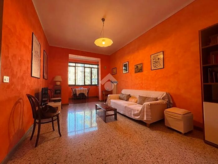 Appartamento trilocale in vendita in Via Luciano Manara, Reggio nell'Emilia