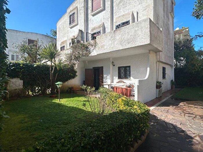 Casa con 6 locali in affitto in Via Porto Maurizio, Fregene, Fiumicino
