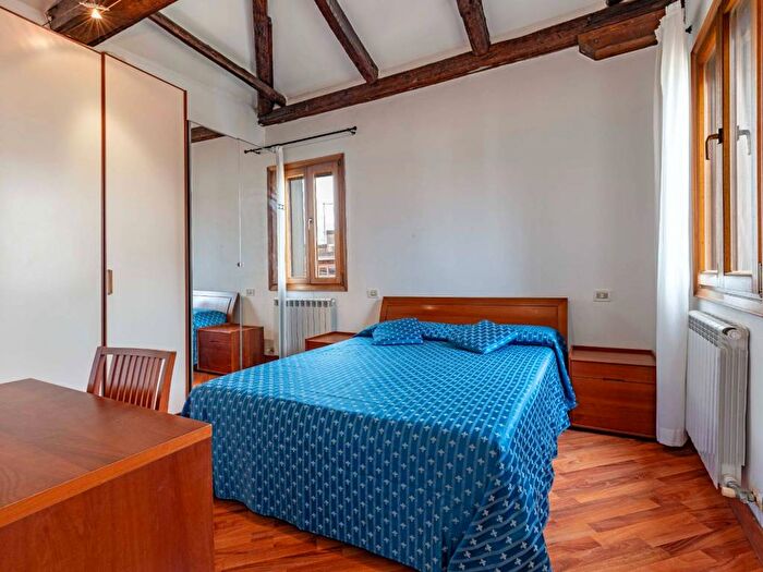 Appartamento bilocale in affitto in San Polo, Venezia