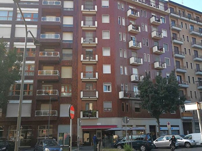 Appartamento bilocale in affitto in Via Roncaglia, Washington, Milano