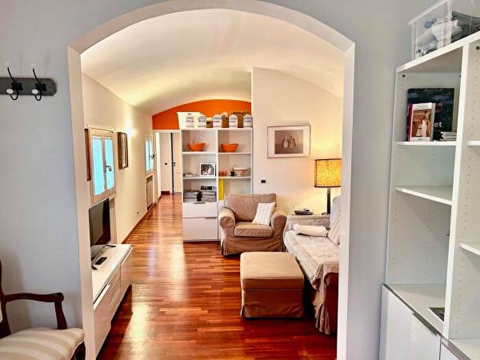 Appartamento trilocale in affitto in Bologna