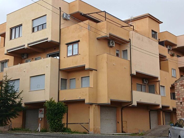 Appartamento trilocale in affitto in Via Griso, Centro, Villa San Giovanni