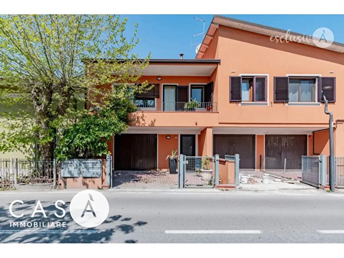 Casa con 5 locali in vendita in Viale delle Nazioni, Cesenatico