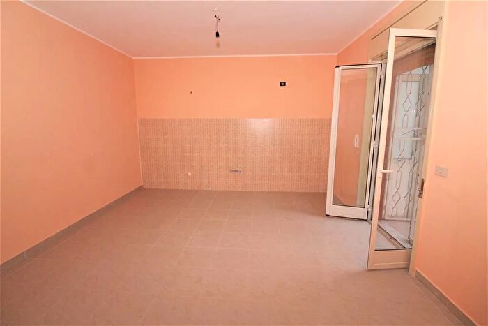 Appartamento quadrilocale in vendita in Via Liberta, Carlentini