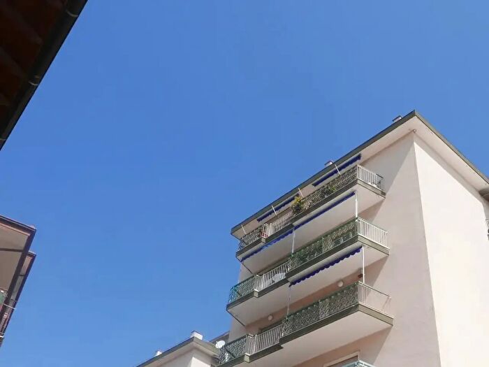 Appartamento con 5 locali in vendita in Vallecrosia