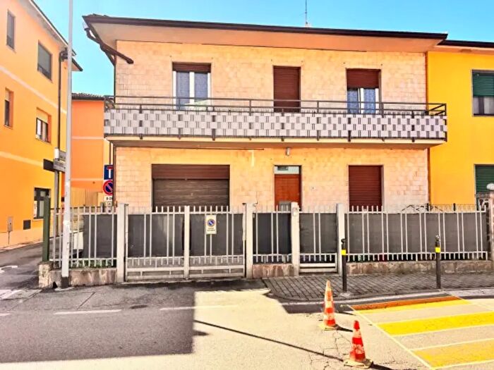 Casa trilocale in vendita in Via Giovanni Premoli, Massalengo