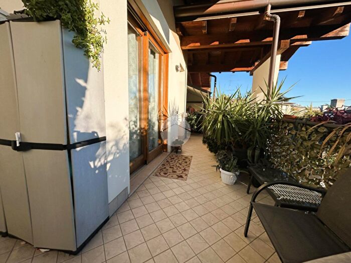 Appartamento trilocale in vendita in Via Monte Grappa, Rovato