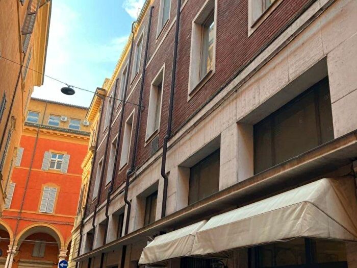 Appartamento bilocale in affitto in Via Donzi, Centro Storico, Modena