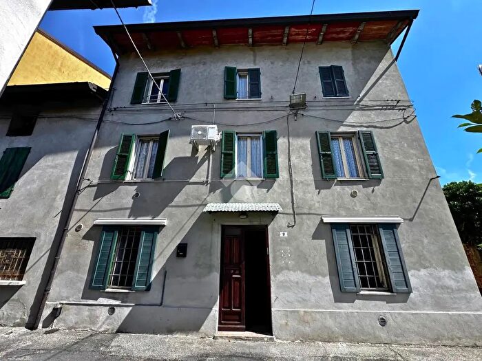 Casa con 5 locali in vendita in Borgo Reggi, San Secondo Parmense