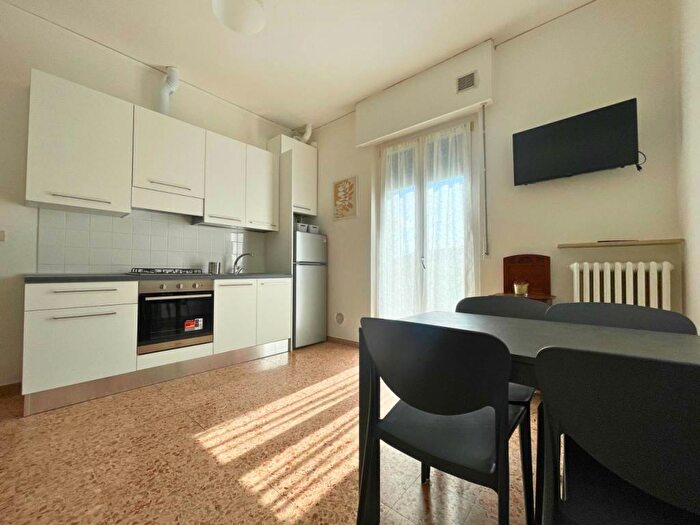 Appartamento bilocale in affitto in via Scuderlando, Borgo Roma, Verona