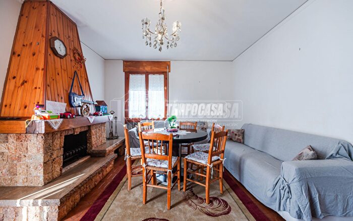 Appartamento quadrilocale in vendita in Via Carlo Goldoni, Vignola