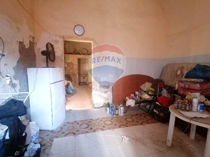 Casa bilocale in vendita in Via Testulla, Catania