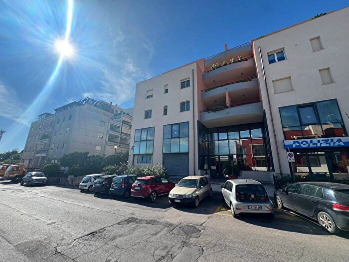 Appartamento con 6 locali in affitto in Via Pietro Del Tocco No Number, Martina Franca