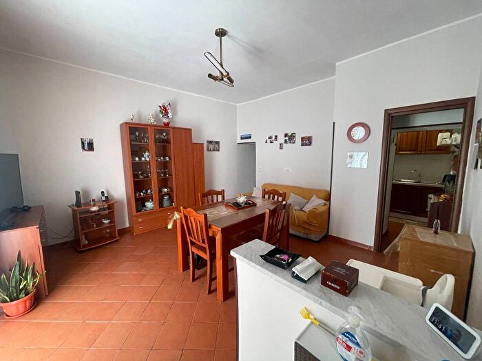 Appartamento trilocale in affitto in Via della Cerra, Arenella, Napoli