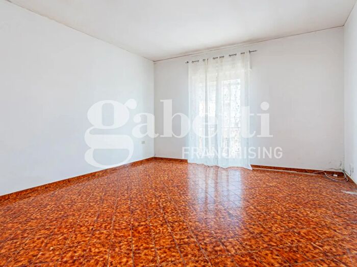 Appartamento quadrilocale in vendita in Via Mugnano Melito, Mugnano Di Napoli