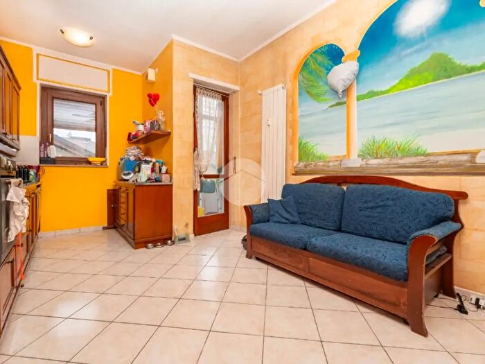 Appartamento trilocale in vendita in Via Enrico Toti, Beinasco