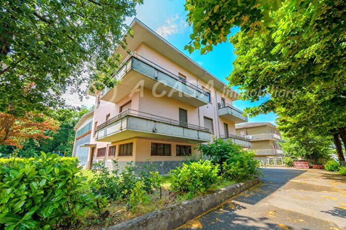 Appartamento con 6 locali in vendita in Via Giuseppe di Vittorio, Fornovo Di Taro