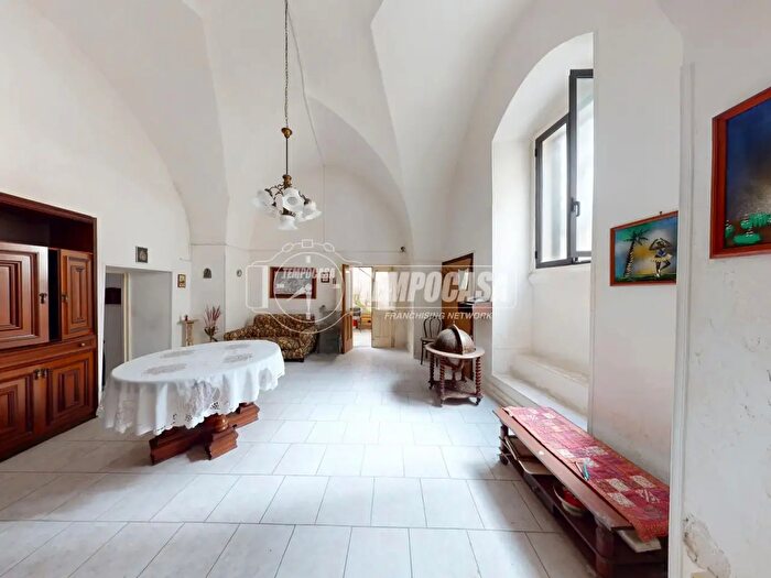 Casa con 5 locali in vendita in Via Chiesa, Corigliano DOtranto