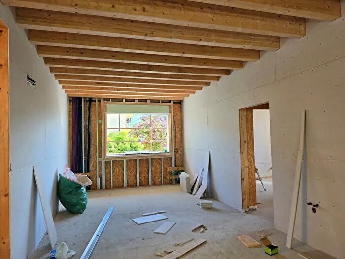 Casa con 5 locali in vendita in Montignoso