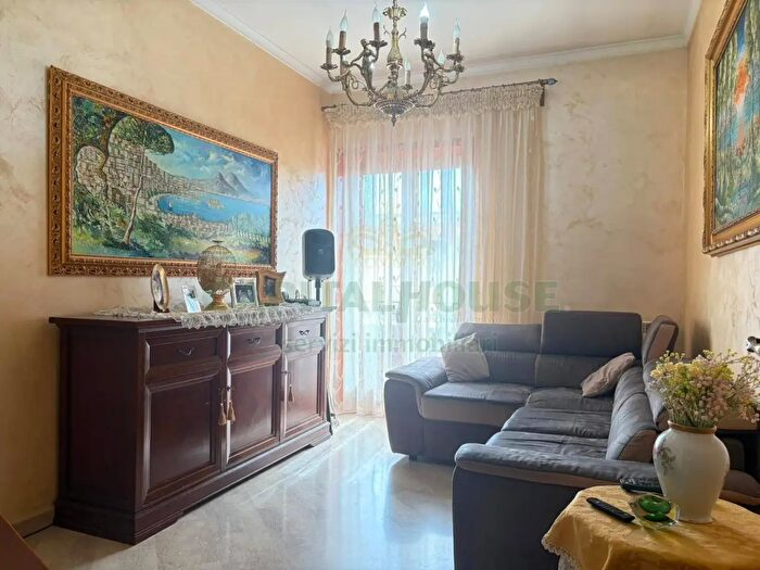 Appartamento trilocale in vendita in Afragola