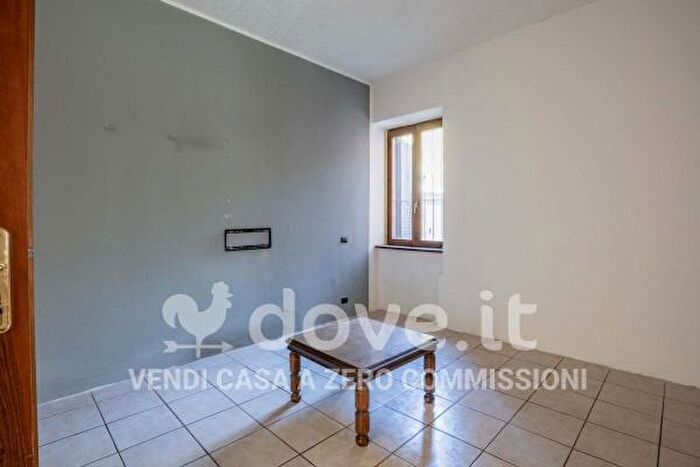 Appartamento trilocale in vendita in Via XXIV Maggio Snc, Cuveglio