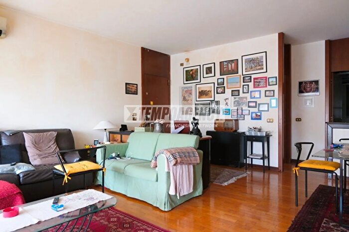 Appartamento trilocale in vendita in Basiglio