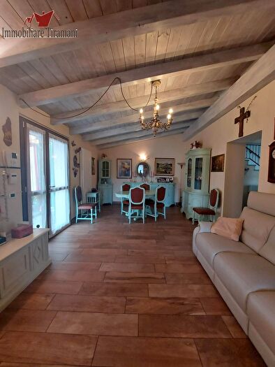 Casa con 5 locali in vendita in Bacedasco Basso, Vernasca