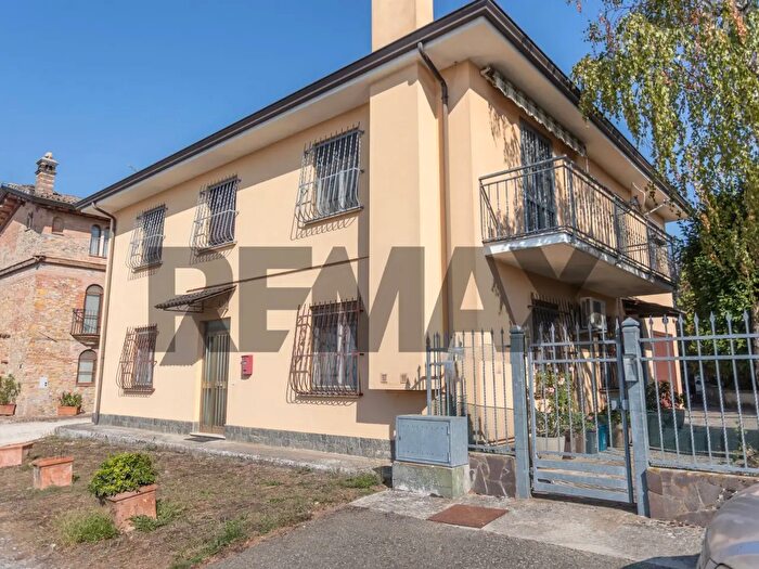 Casa con 10 locali in vendita in Via Case Sparse Fornace Fulgoni, Castell'Arquato