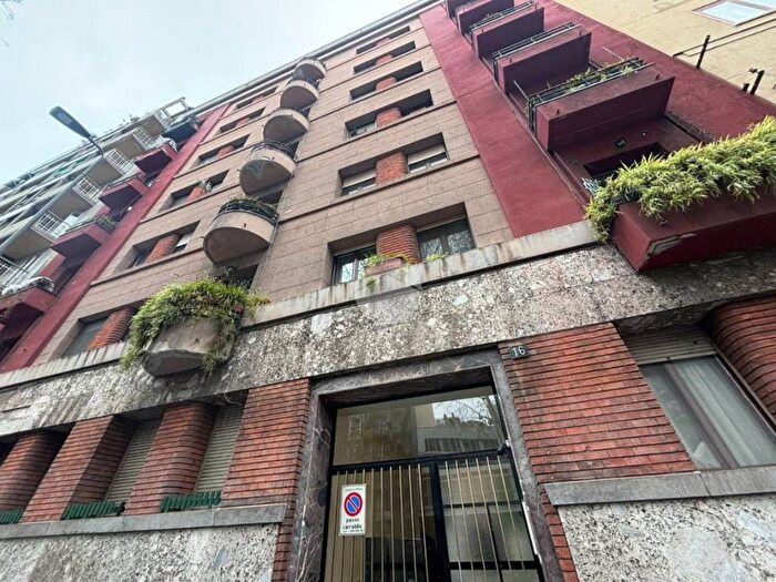 Appartamento monolocale in affitto in Viale Piceno, Plebisciti Susa, Milano